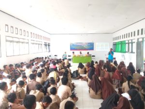 Penyuluhan/Sosialisasi di Kalangan Siswa Siswi SMKN 1 dan SMPN 1 Bungku barat